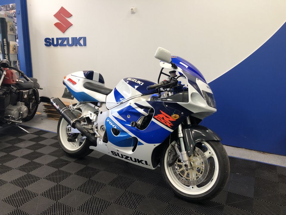 SUZUKI GSX-R 750 4