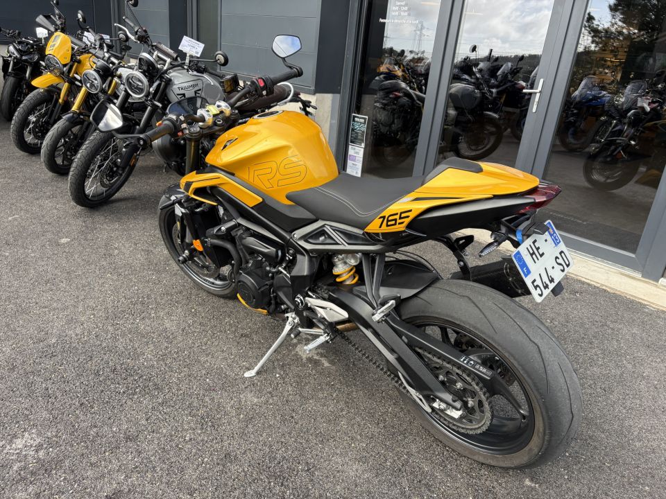 TRIUMPH STREET TRIPLE 765 RS 4