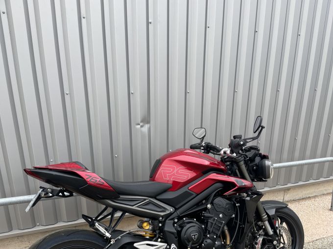 TRIUMPH STREET TRIPLE 765 RS 4
