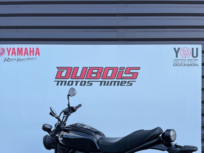 YAMAHA XSR 700 ABS 4