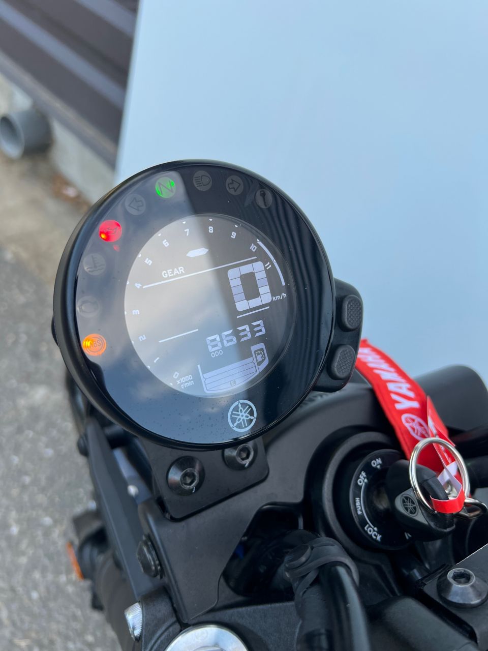 YAMAHA XSR 700 ABS 4