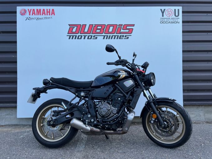 YAMAHA XSR 700 ABS 4