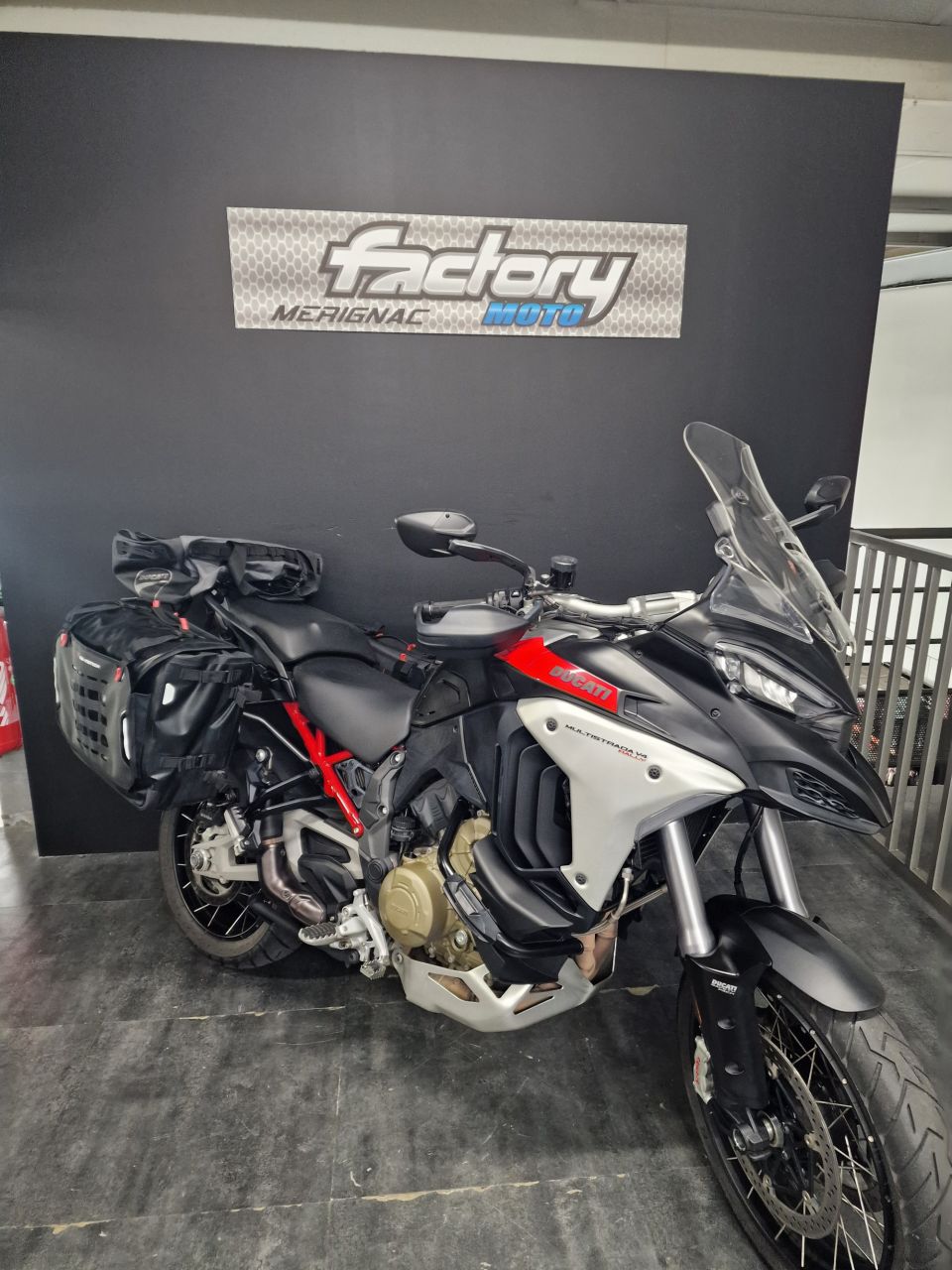 DUCATI MULTISTRADA V4 S 4