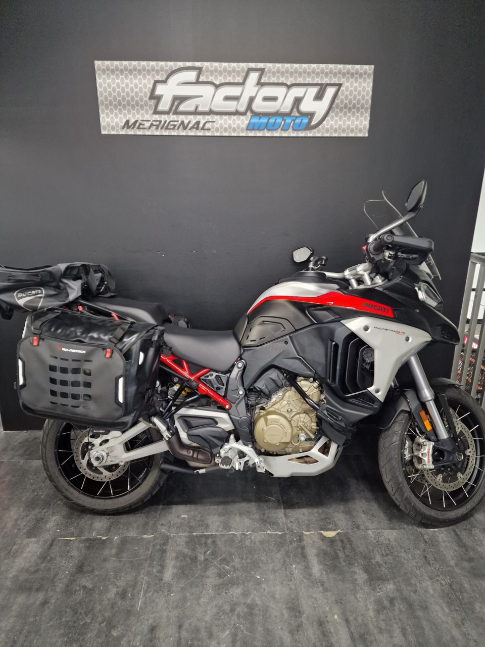 DUCATI MULTISTRADA V4 S 4