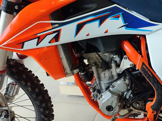 KTM 250 SX-F 4