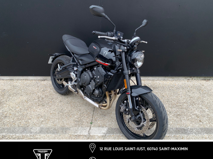 TRIUMPH TRIDENT 660 4