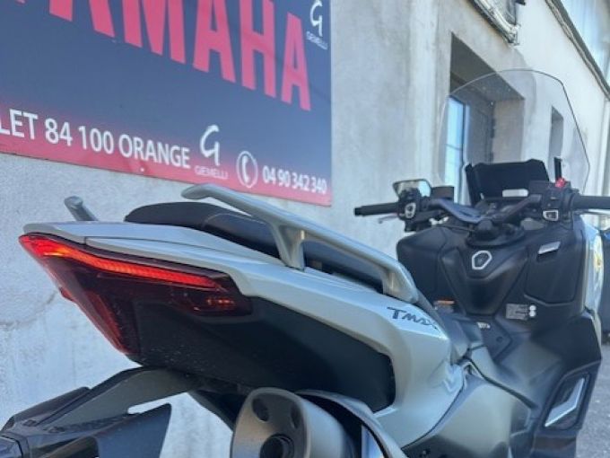 YAMAHA XP T-MAX 560 TECH MAX 4