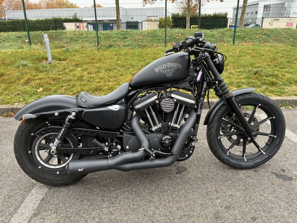 HARLEY-DAVIDSON SPORTSTER IRON 883 4