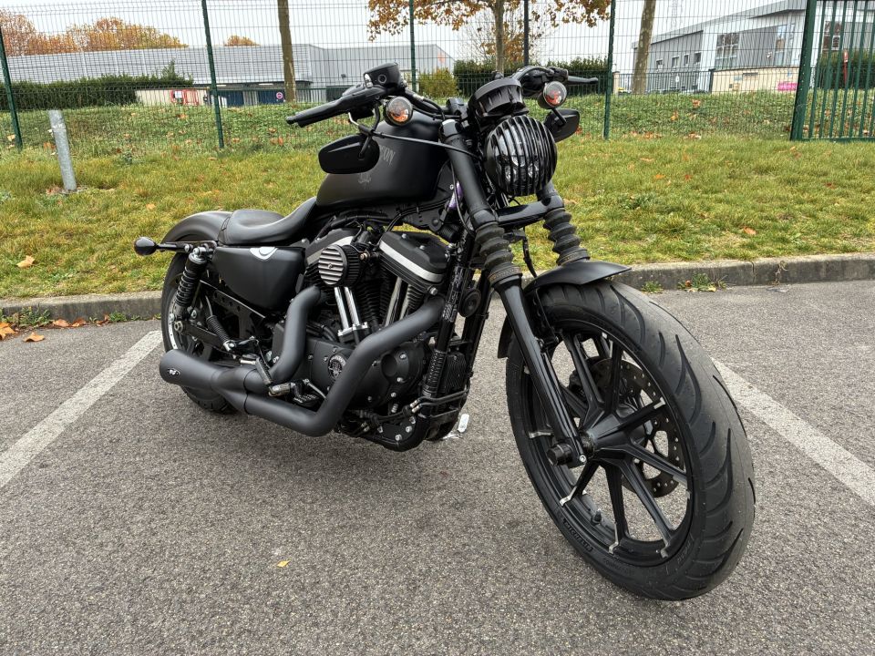 HARLEY-DAVIDSON SPORTSTER IRON 883 4