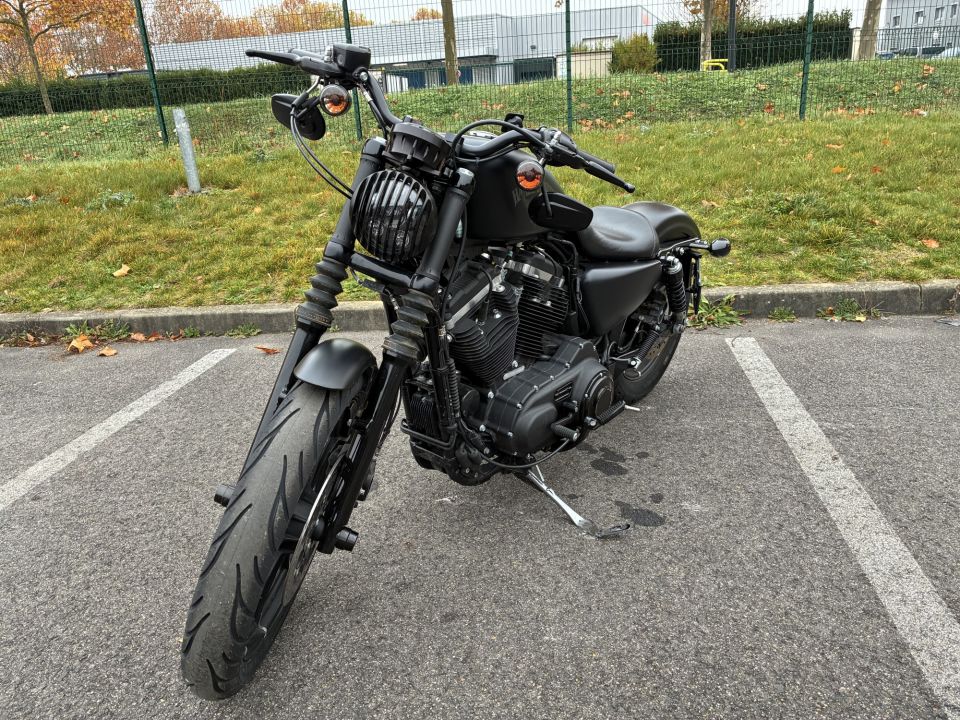 HARLEY-DAVIDSON SPORTSTER IRON 883 4