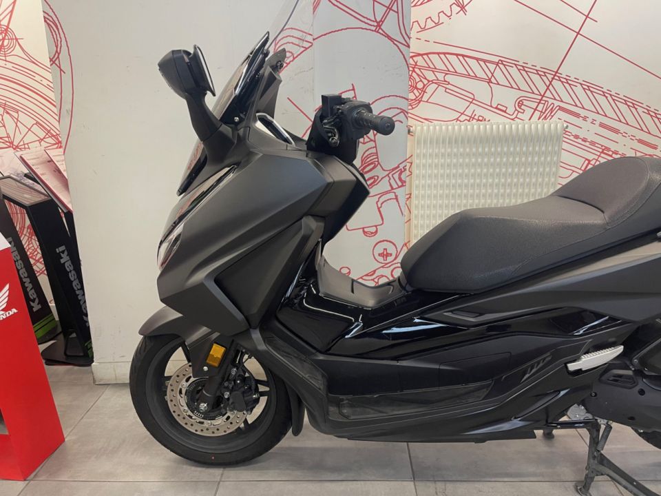 HONDA NSS FORZA  125AD 4
