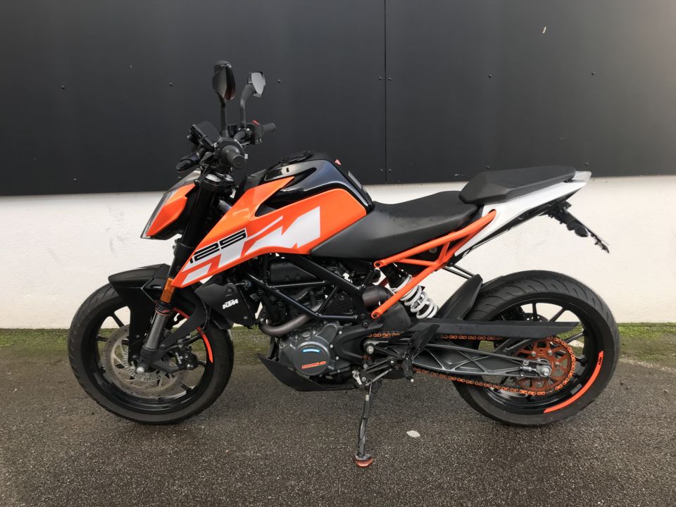 KTM 125 DUKE 4