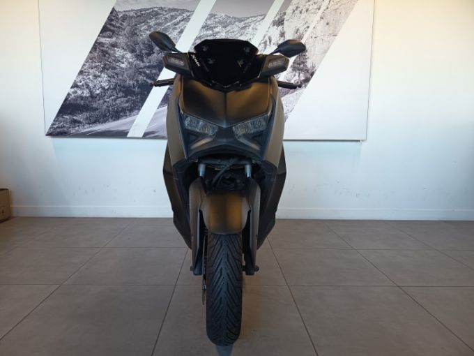 YAMAHA XMAX 125 4