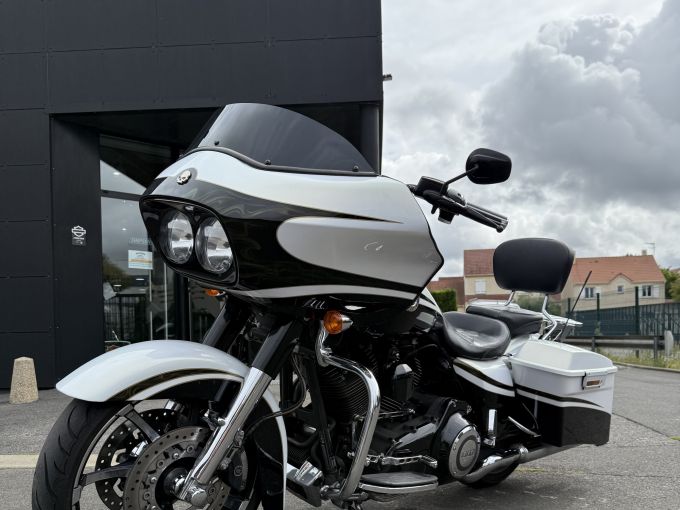 HARLEY-DAVIDSON TOURING ROAD GLIDE 1800 CVO 4