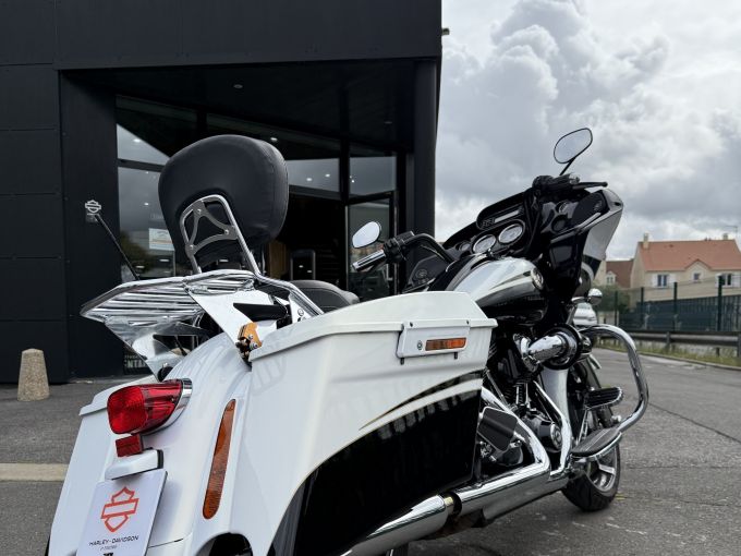 HARLEY-DAVIDSON TOURING ROAD GLIDE 1800 CVO 4