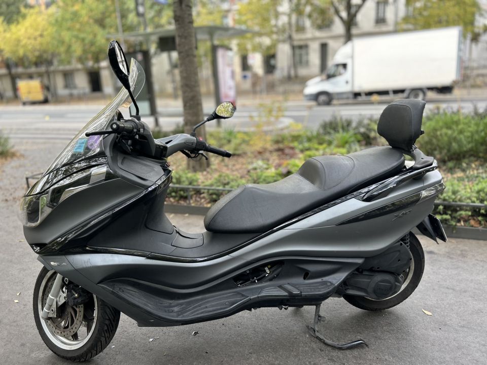 PIAGGIO X10 125 ABS ASR 4