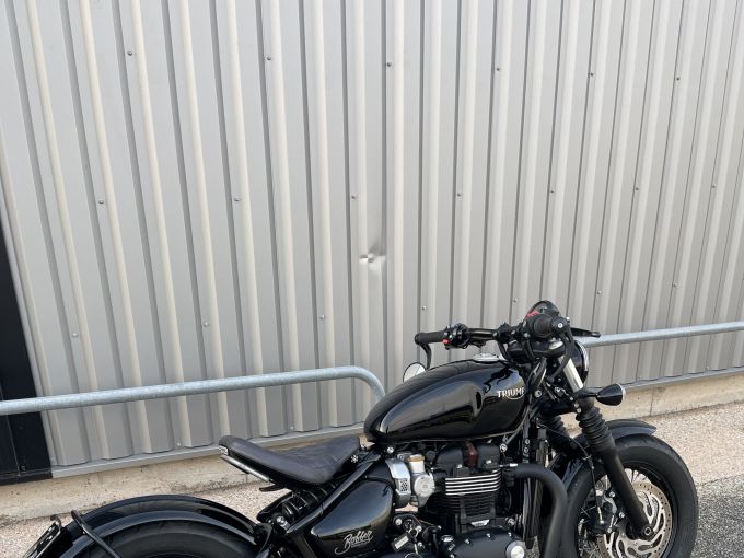 TRIUMPH Bonneville Bobber 1200 4