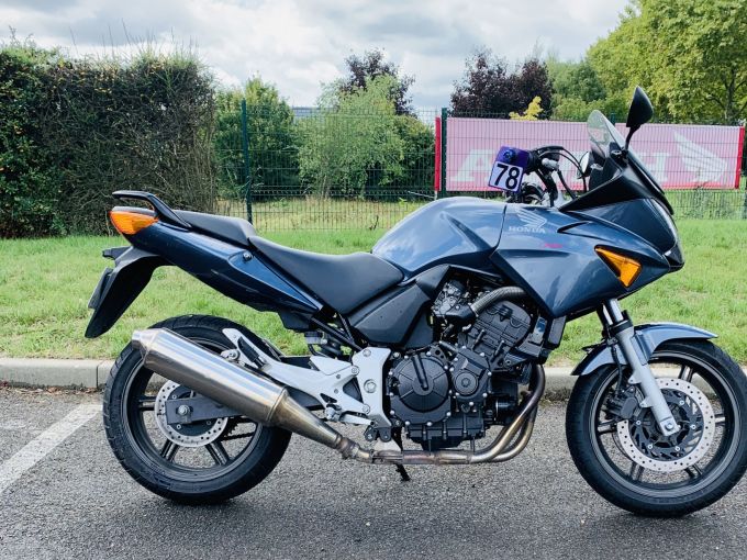 HONDA CBF 600 S 4