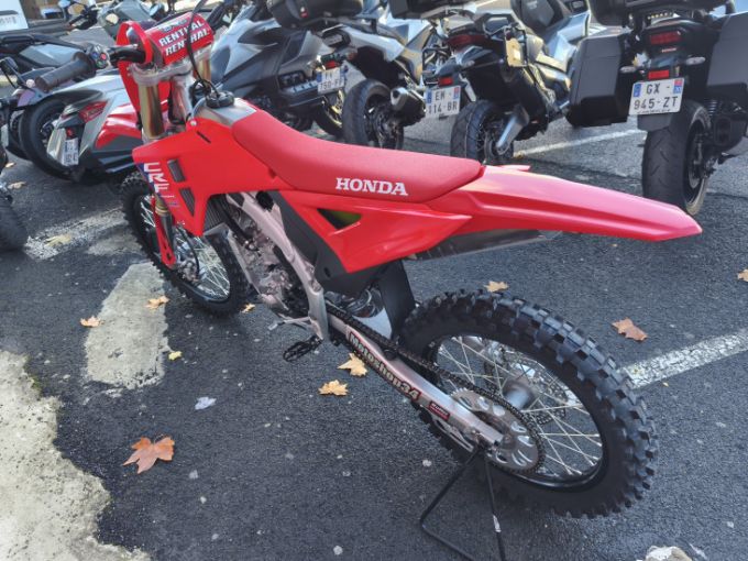 HONDA CRF 250 R 4
