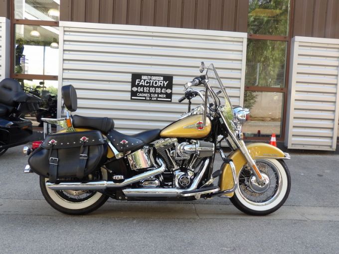 HARLEY-DAVIDSON SOFTAIL HERITAGE 1690 4