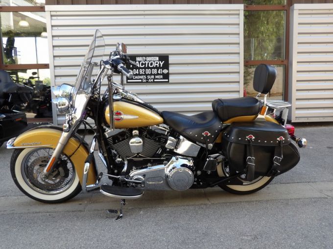 HARLEY-DAVIDSON SOFTAIL HERITAGE 1690 4