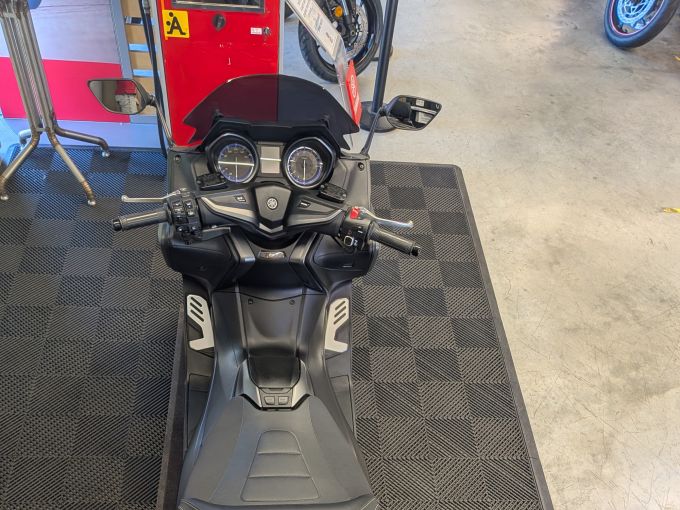 YAMAHA XP T-MAX 560 TECH MAX 4