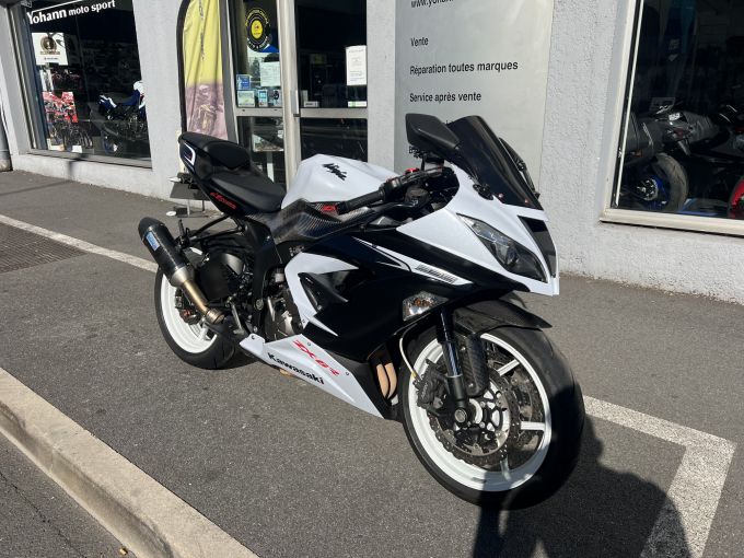 KAWASAKI ZX-6R 636 4