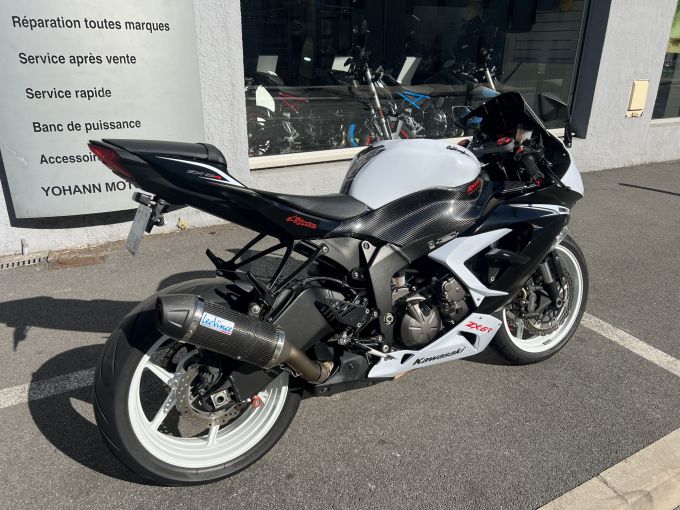 KAWASAKI ZX-6R 636 4