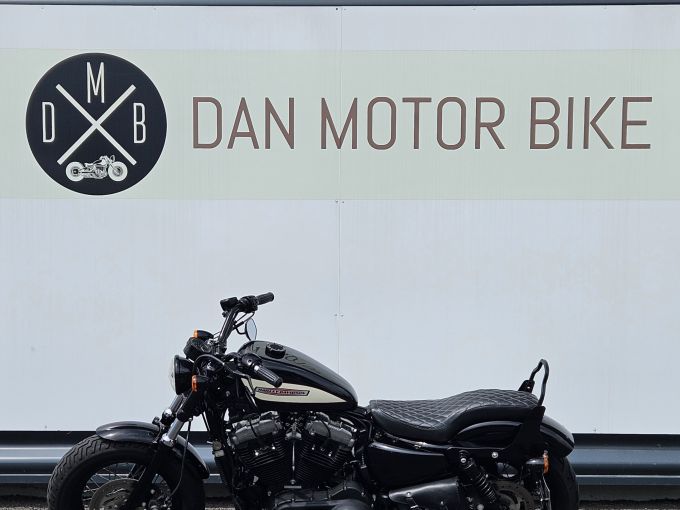 HARLEY-DAVIDSON SPORTSTER FORTY-EIGHT 1200 4