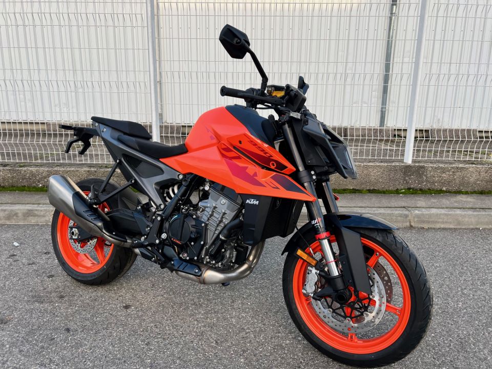 KTM 990 DUKE 4