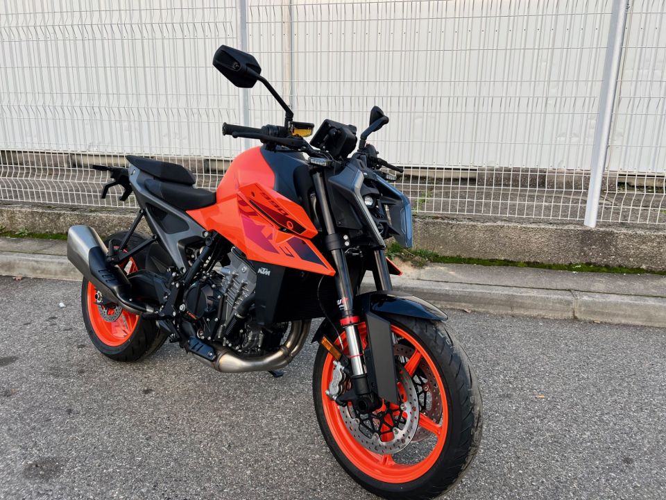 KTM 990 DUKE 4