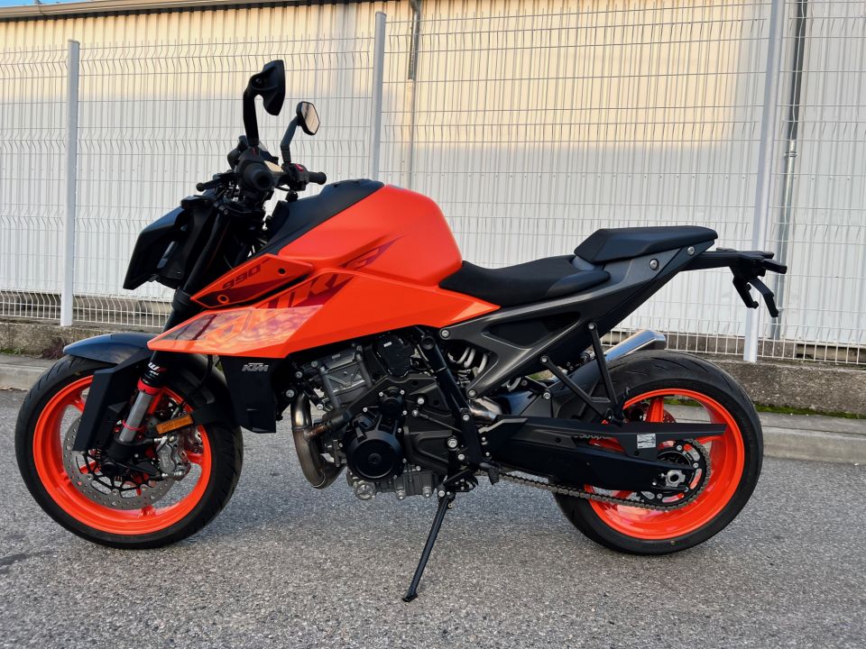 KTM 990 DUKE 4
