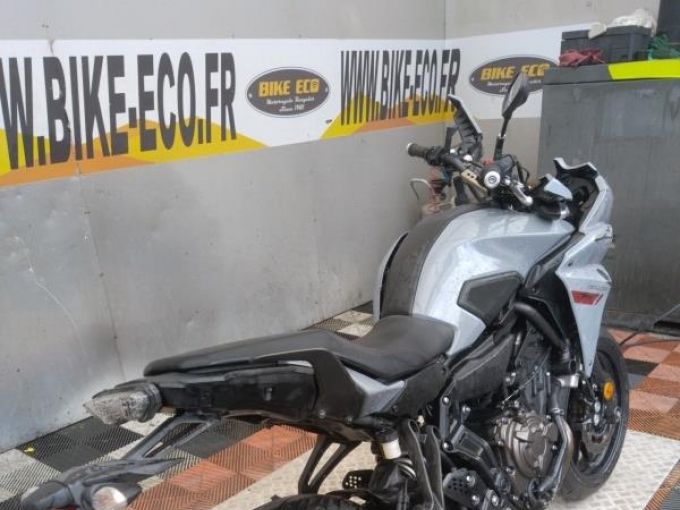 YAMAHA TRACER 7 4