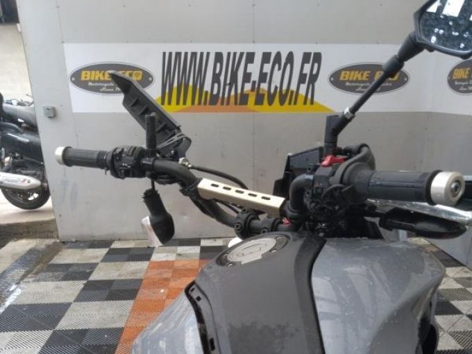 YAMAHA TRACER 7 4