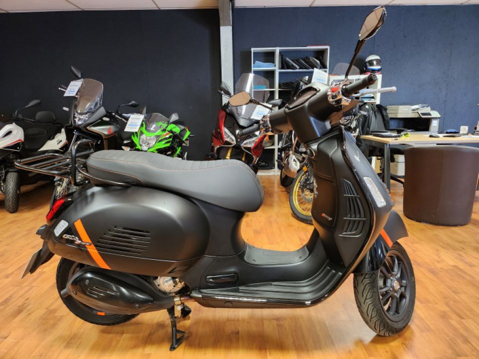 PIAGGIO VESPA GTS IE 300 4