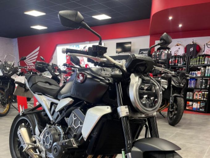 HONDA CB1000R 4
