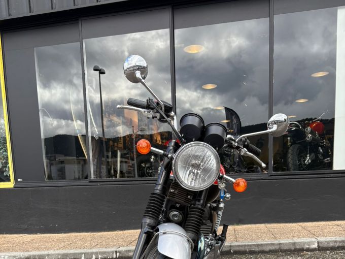 TRIUMPH BONNEVILLE 865 T100 4