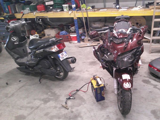 YAMAHA FJR 1300 4