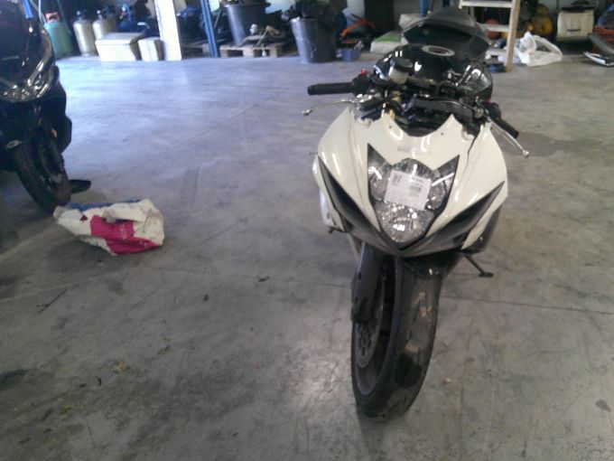 SUZUKI GSX-R 750 4