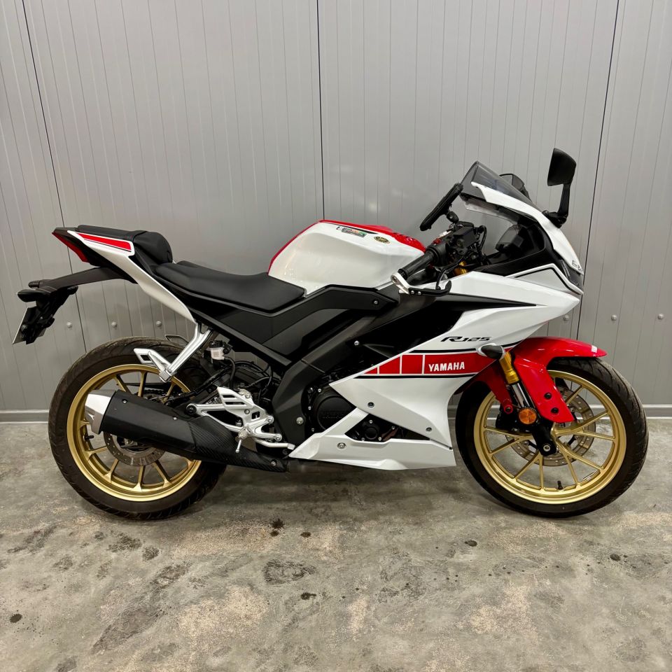 YAMAHA R125 World GP 60th Anniversary 4