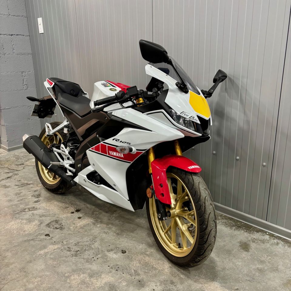 YAMAHA R125 World GP 60th Anniversary 4