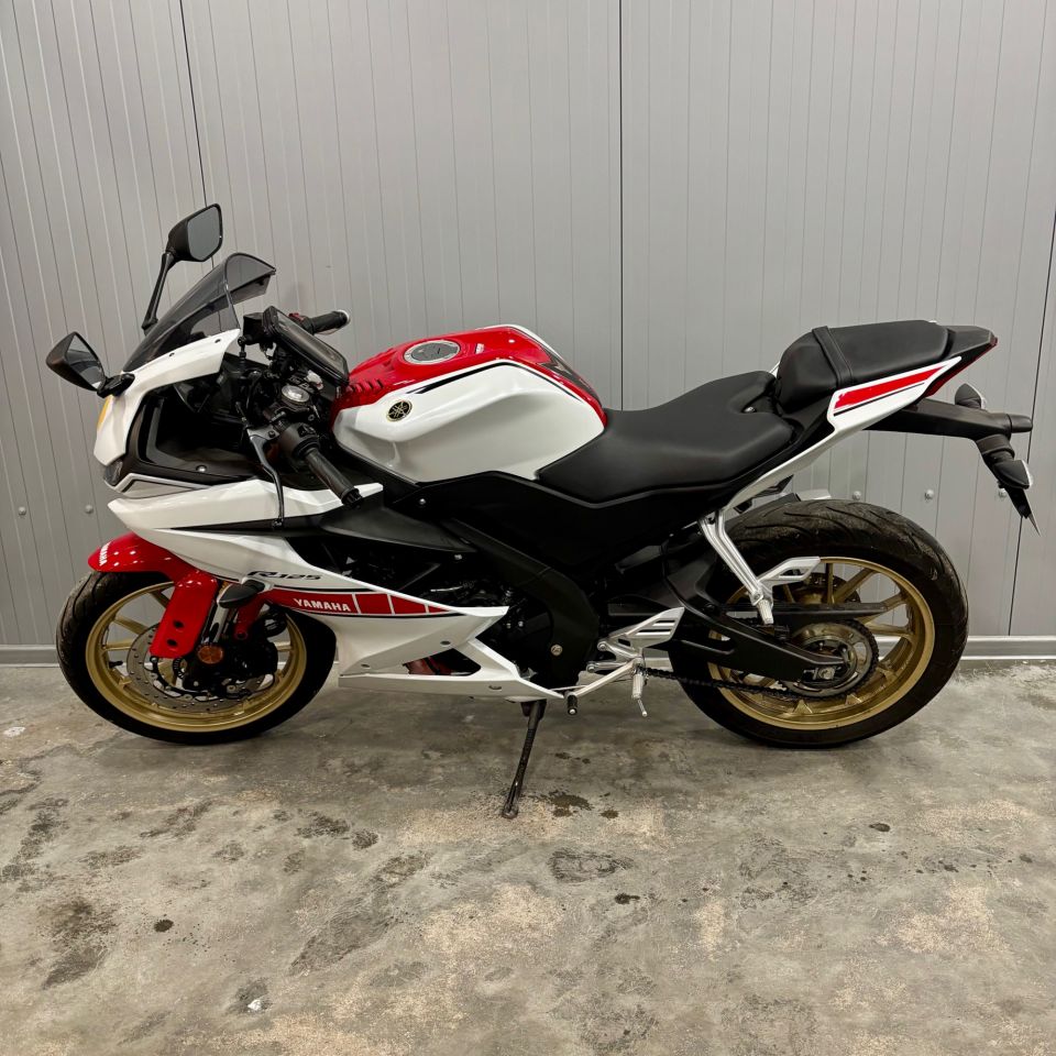 YAMAHA R125 World GP 60th Anniversary 4