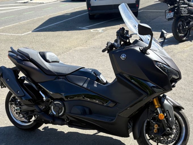YAMAHA XP T-MAX 560 TECH MAX 4