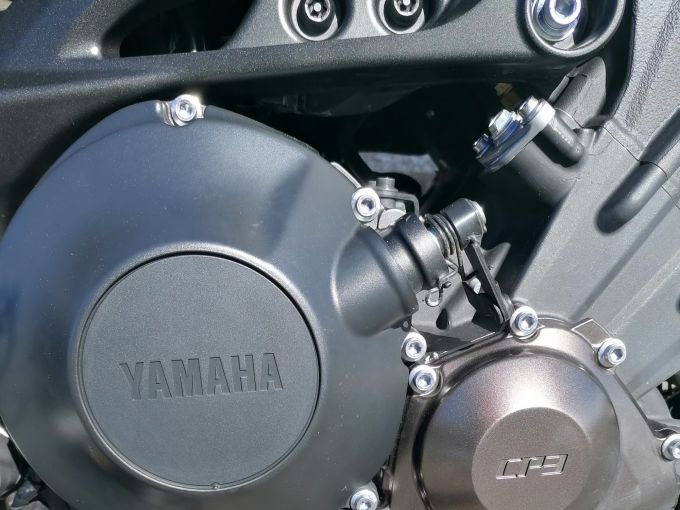 YAMAHA TRACER 900 4