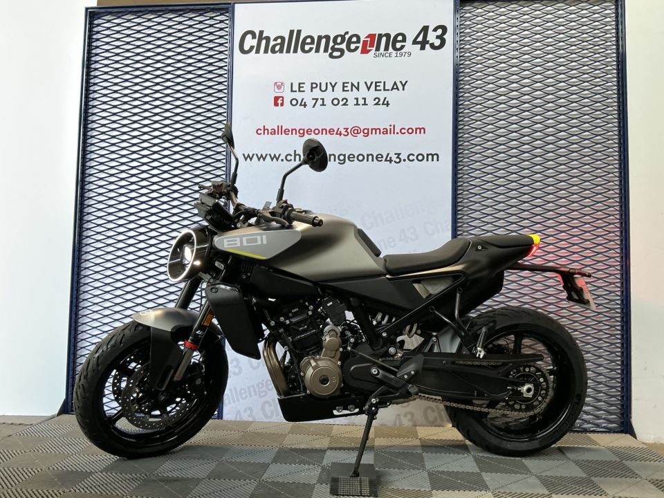 HUSQVARNA 801 vitpilen l 4