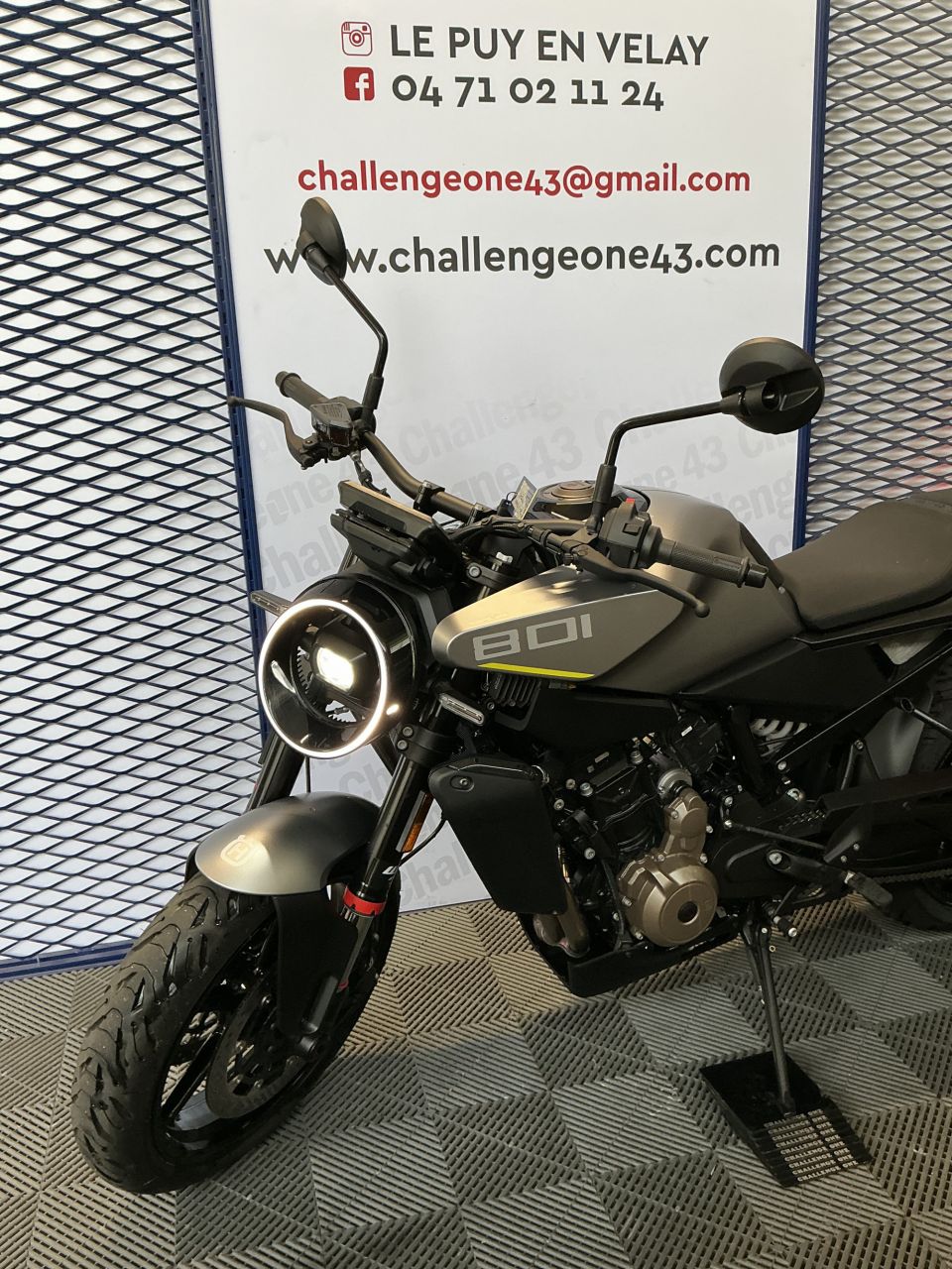 HUSQVARNA 801 vitpilen l 4