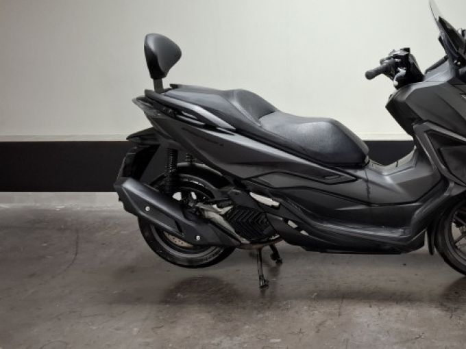 HONDA FORZA 125 ABS 4
