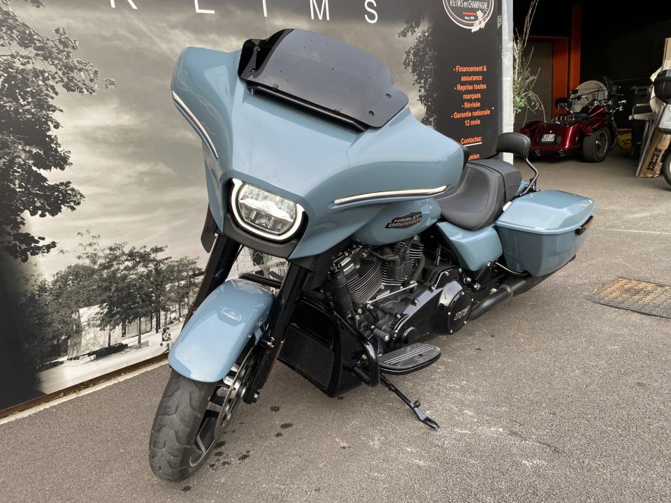 HARLEY-DAVIDSON TOURING STREET GLIDE 1923 4