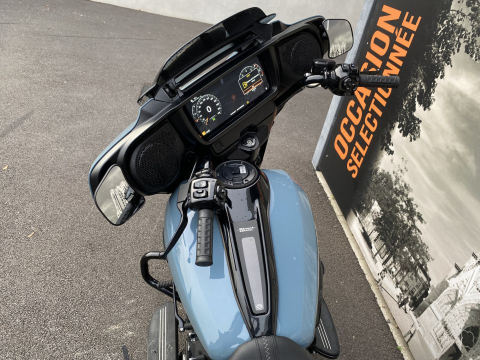 HARLEY-DAVIDSON TOURING STREET GLIDE 1923 4