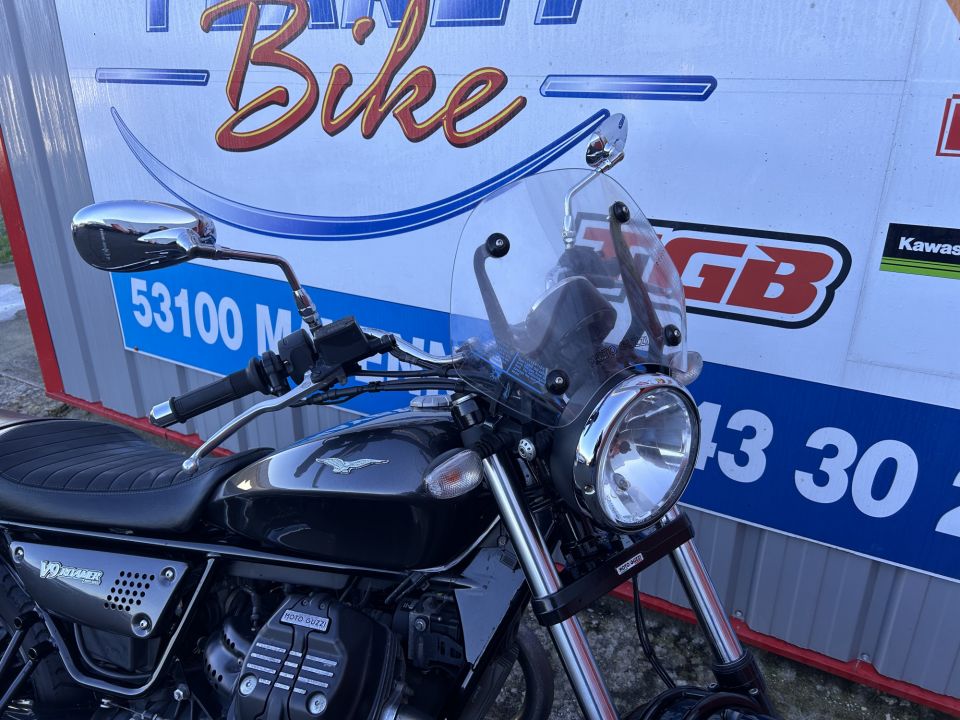 MOTO GUZZI V9 ROAMER 4